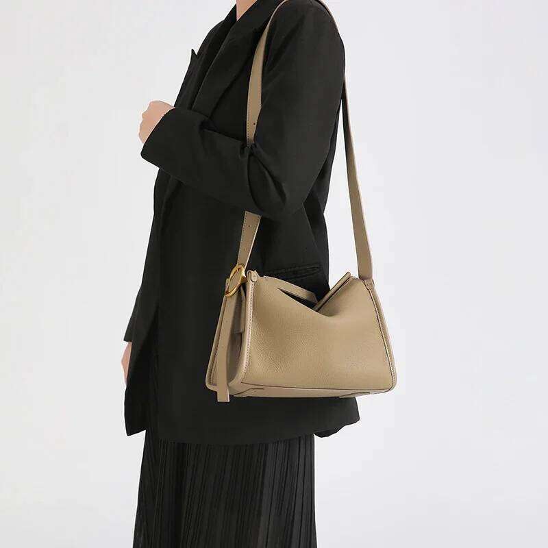 Women's Shoulder Genuine Cowhide Leather Casual Large Capacity Bucket Ladies Elegant Crossbody Bag Designer Supplier