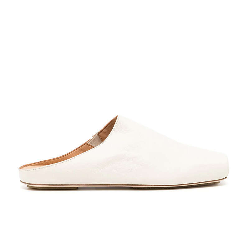 Genuine Leather Niche Pig Nose Closed-Toe Half Slippers for Women, Summer and Autumn New Square Toe Flat Washed Sandals