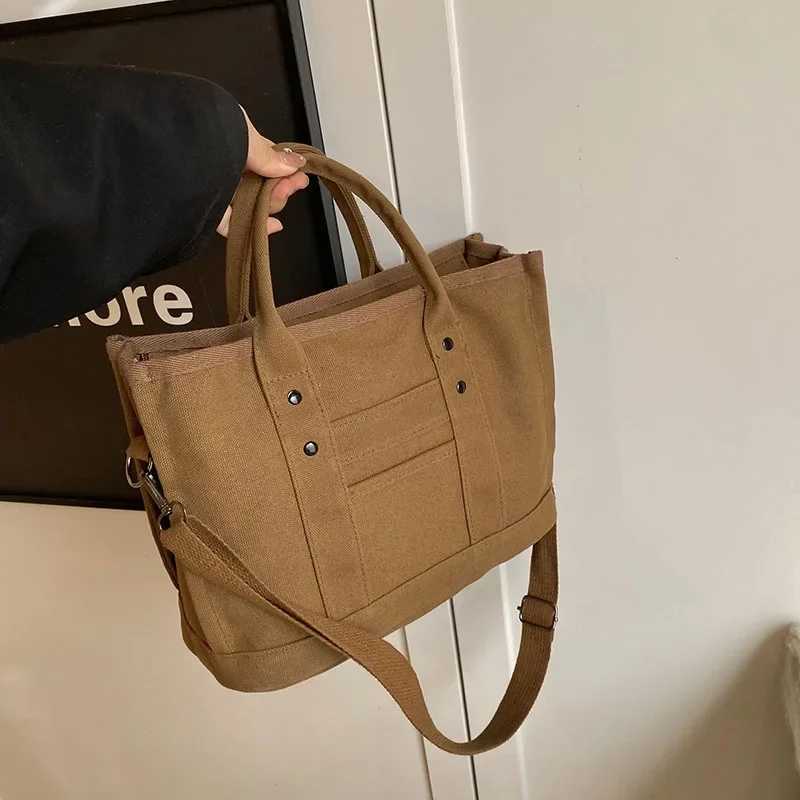 Trendy Large Capacity Canvas Crossbody Bag for Women Casual Commuting Fashionable Student Class Stylish Shoulder Bag XJ2520528