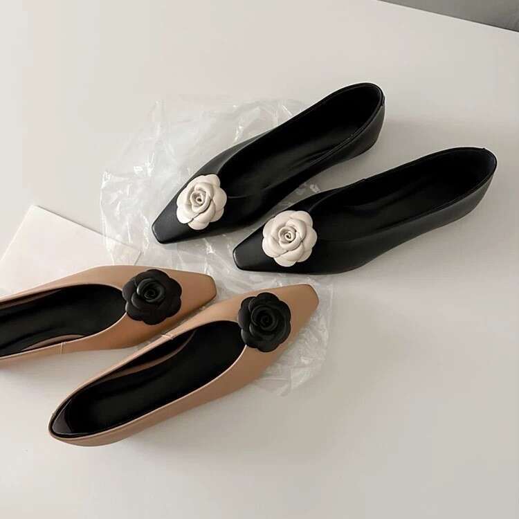 Genuine Leather Fragrance Camellia Small Square Toe Shallow Mouth Single for Women 2025 Spring Summer New Versatile Loafers Flat Shoes