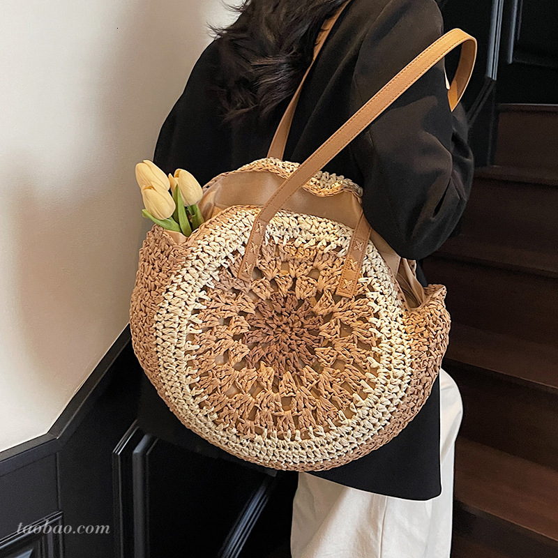 designer bag Fashion round straw woven large capacity for women 2025 new vacation beach shoulder tote bag