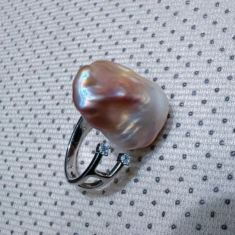 Elegant Baroque Style Freshwater Pearl Ring with Uniquely Irregular Shape Perfect for Party, Wedding Attire