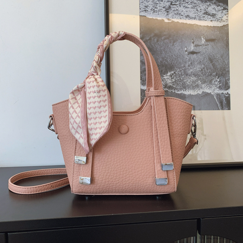 Fashion trend fashion niche handbag women s fashion new simple bucket bag crossbody bag trend multifunctional designer women s shoulder bag