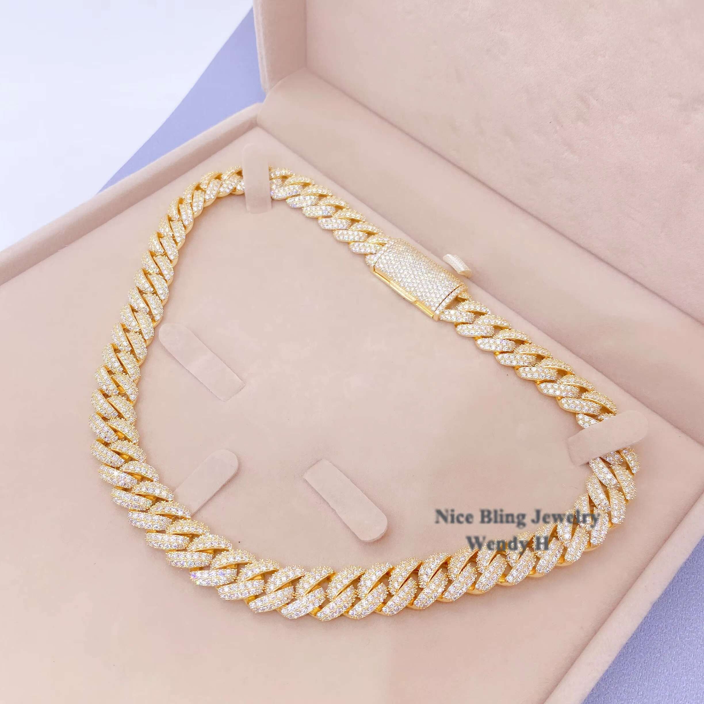 Hip Hop Iced Out Jewelry Factory Price Micro Pave High Quality Vvs d Color Diamond 12mm Moissanite Cuban Link Chain