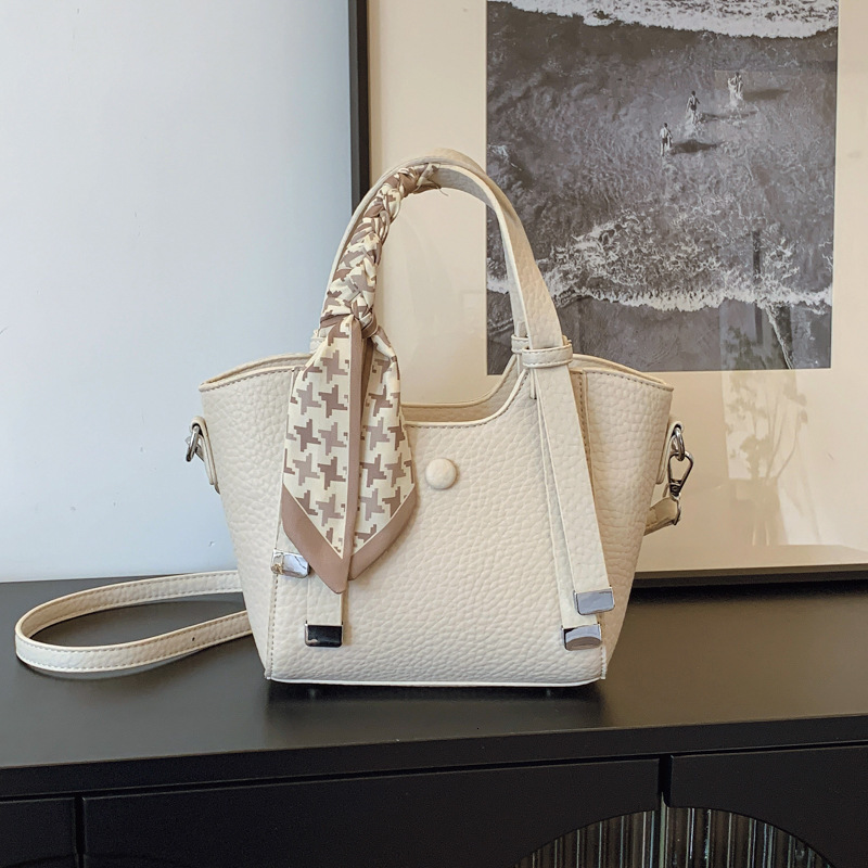 Fashion trend fashion niche handbag women s fashion new simple bucket bag crossbody bag trend multifunctional designer women s shoulder bag
