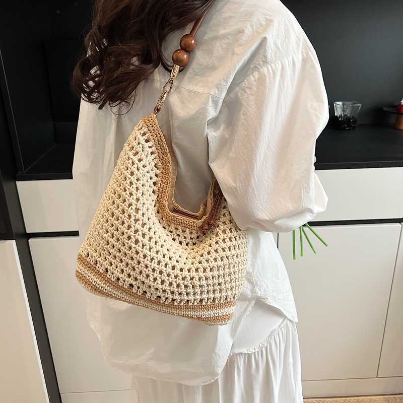Strict Selection of Niche Woven Bags for Women New Models for Class Commuting Underarm Spring and Summer Hollow Shoulder Bags