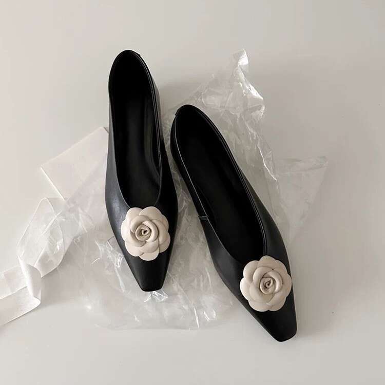 Genuine Leather Fragrance Camellia Small Square Toe Shallow Mouth Single for Women 2025 Spring Summer New Versatile Loafers Flat Shoes