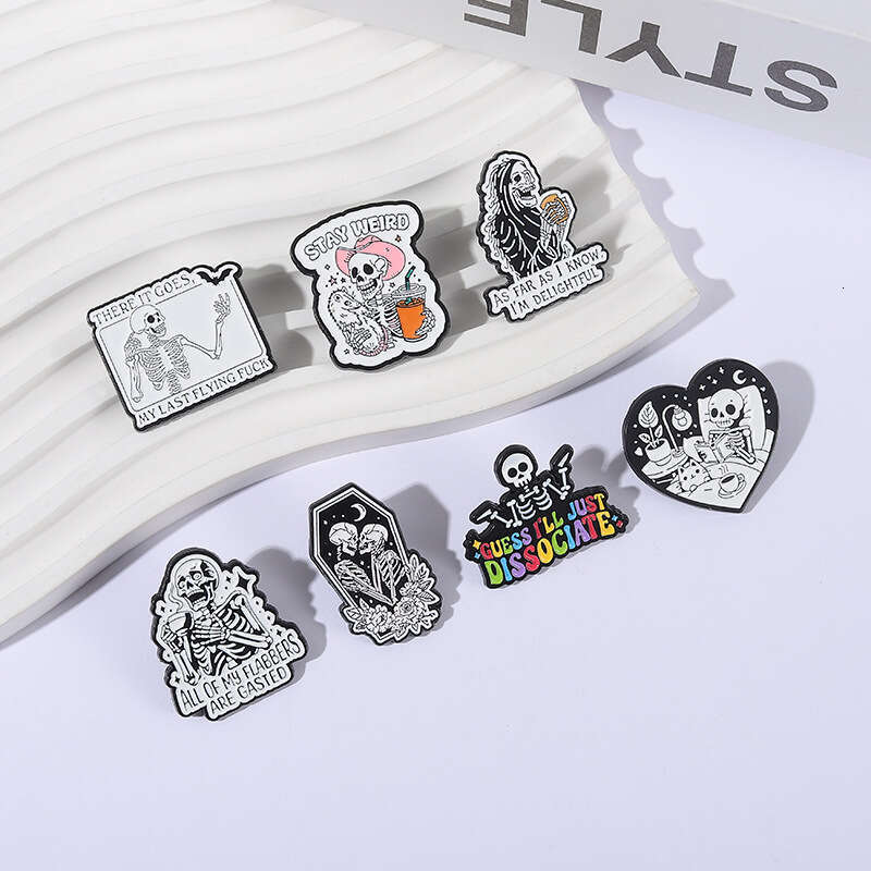 Unique Horror Skull Pattern Gothic Style Badge Exquisite Halloween Series Versatile Irregular Accessories Brooch