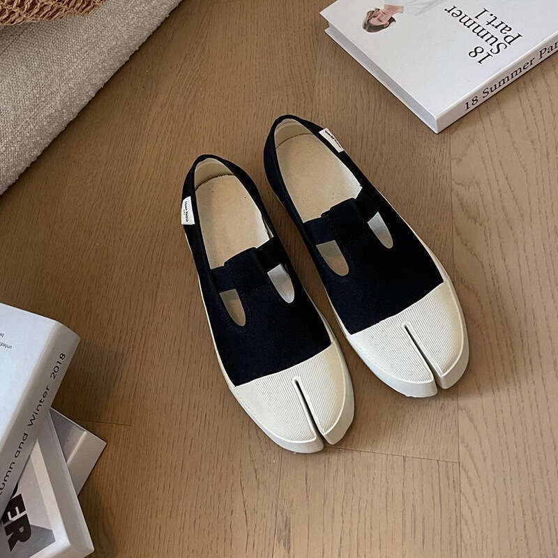 Genuine Leather Korean Style Niche Pig Trotter Split Toe Canvas for Women, White Thick Sole Flat Elastic Mary Jane Shoes