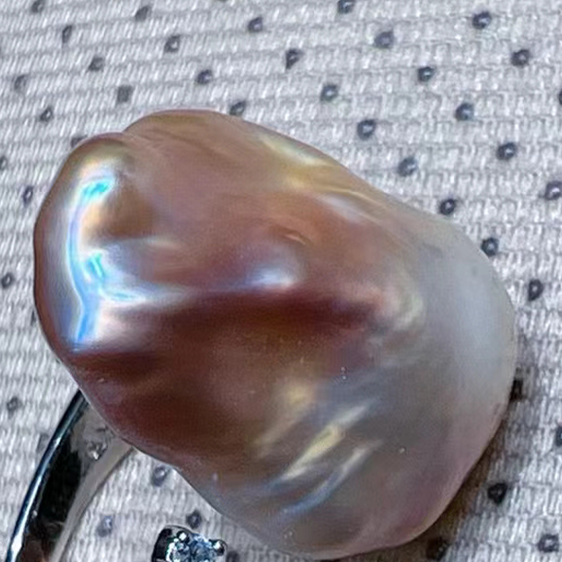 Elegant Baroque Style Freshwater Pearl Ring with Uniquely Irregular Shape Perfect for Party, Wedding Attire