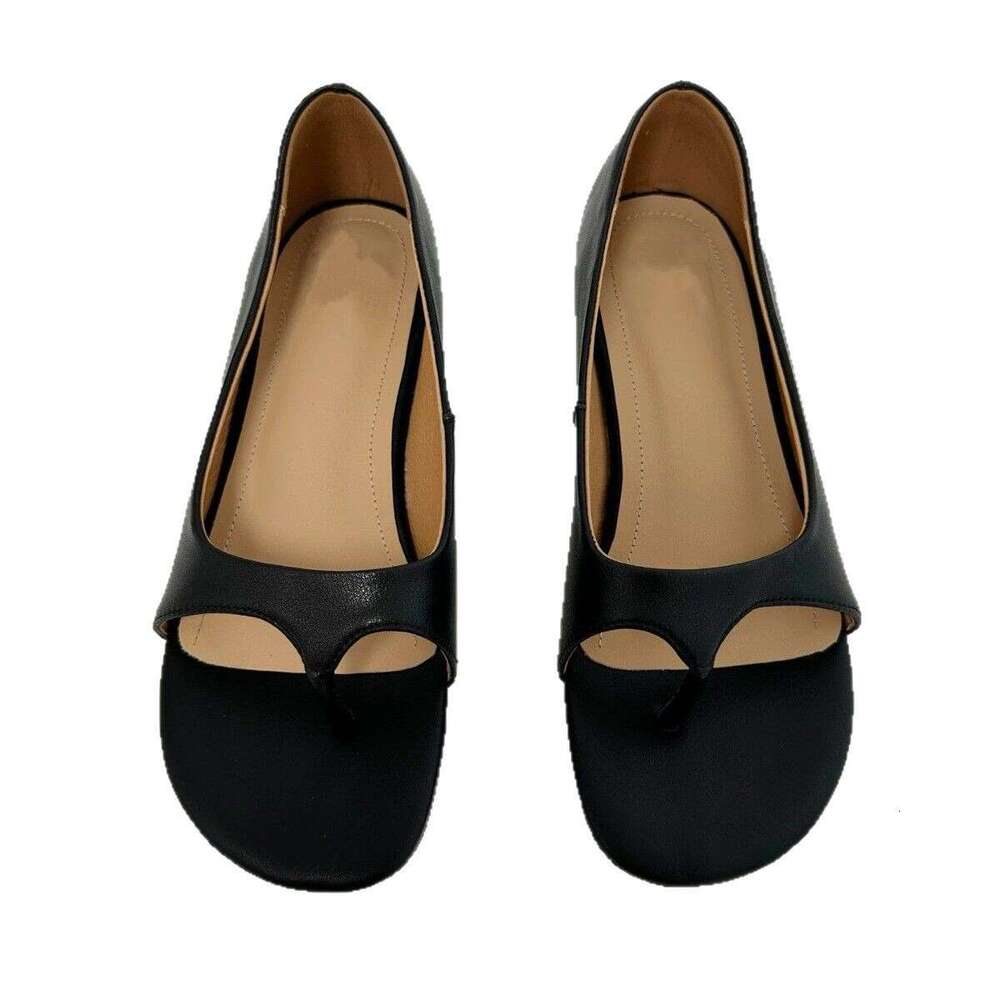 Cowhide Version ~ Niche Personality Round Toe Post Sandals for Women 2025 New Summer Hidden Wedge Flat Single Shoes