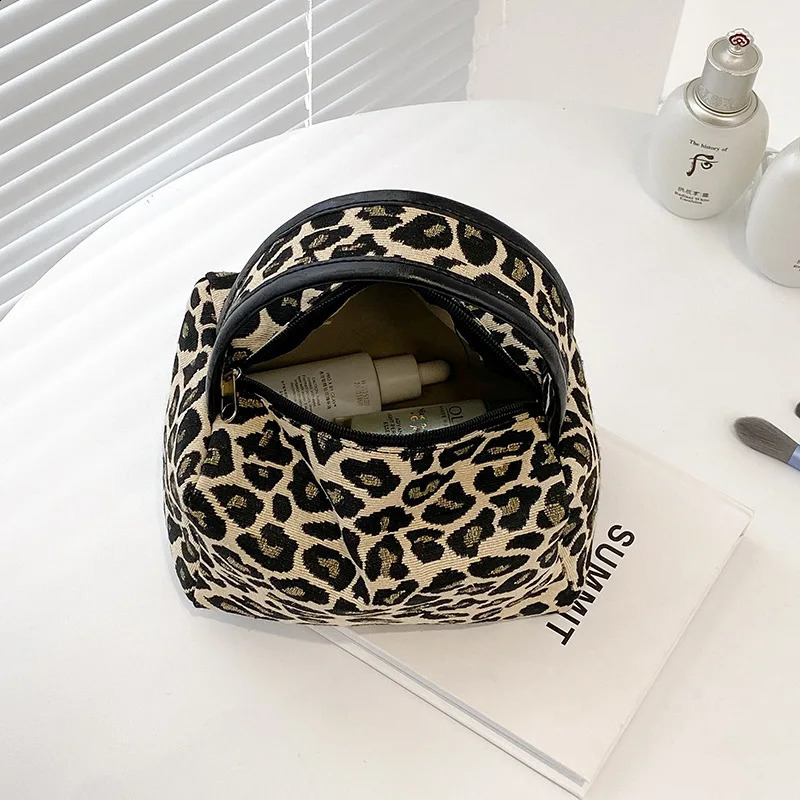 Leopard Makeup Bag y Large Capacity Skincare Portable Carrying Canvas Purse Waterproof Zipper Organizer Travel Bag 250528