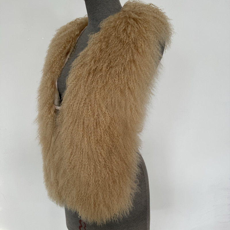 New Arrival Real Mongolian Fur Halter Spring Fashion Natural Fur Backless Bandage Vest Ladies Sexy Sleeveless Fur Coat