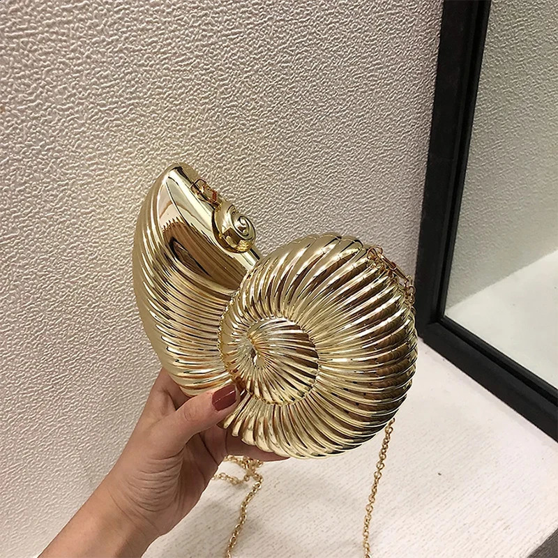 Simple Conch Dinner Bag Womens Shoulder Messenger Crossbody Fun Personality Metal Chain Clutch Acrylic Shell Phone Bags 250528