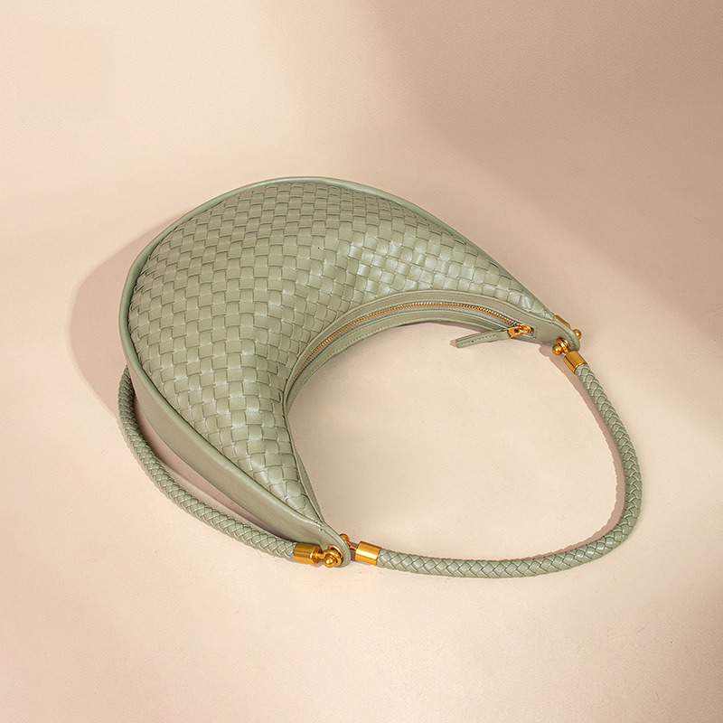 Fashion Handwoven Casual Women's Handheld Crescent Niche Shoulder Underarm Crossbody New Moon Dumpling Bag