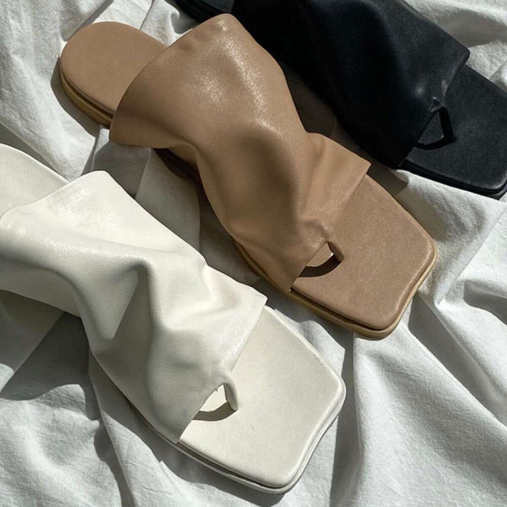 Korean Style Genuine Square Backless Simple Soft Leather Women's Outdoor Fashion Summer New Beach Toe Post Sandals