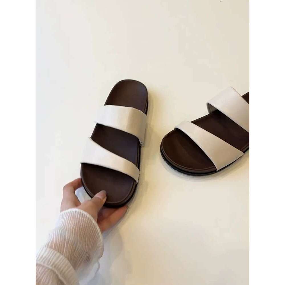 Sheepskin Version ~ Korean Style Round Toe Thick Sole One-Strap Sandals for Women Outdoor Wear 2025 Summer Open-Toe Beach Casual Slippers