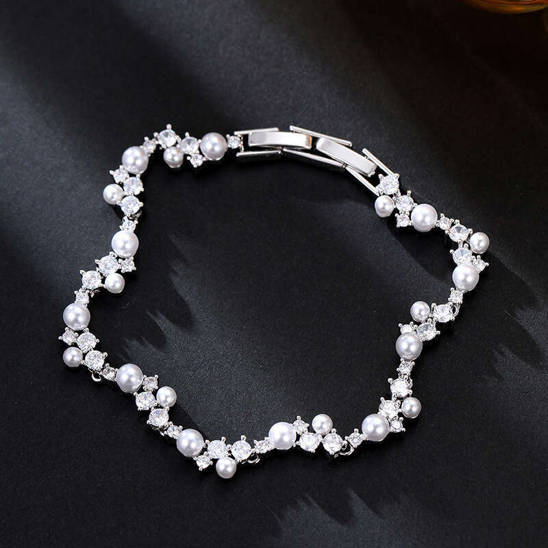 Light Daily Commuting Wave Flower Pearl Zircon Bracelet Gentle Temperament Versatile High-end Sweet Jewelry for Women