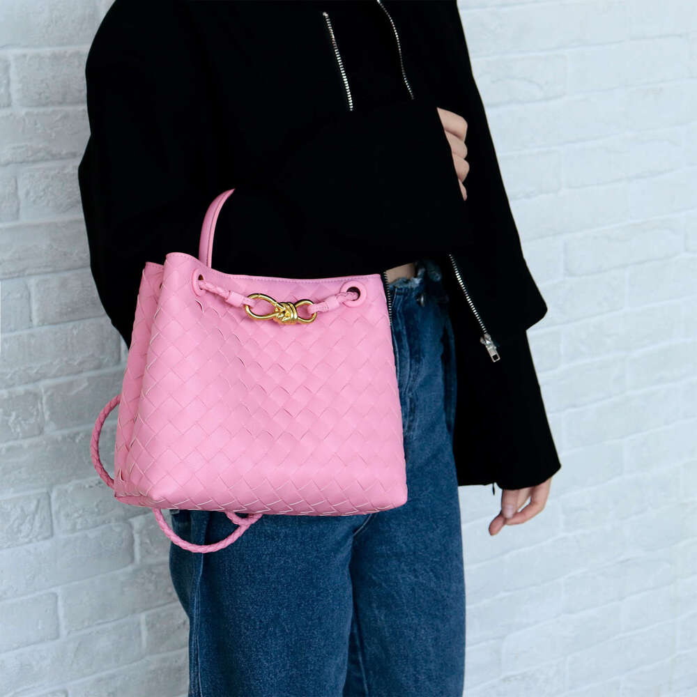Tote Bag New Trend Tote Versatile Fashion Quilted Genuine Leather Woven Bag Casual Shoulder Handbag For Women Shoulder Bag Braided Handbag