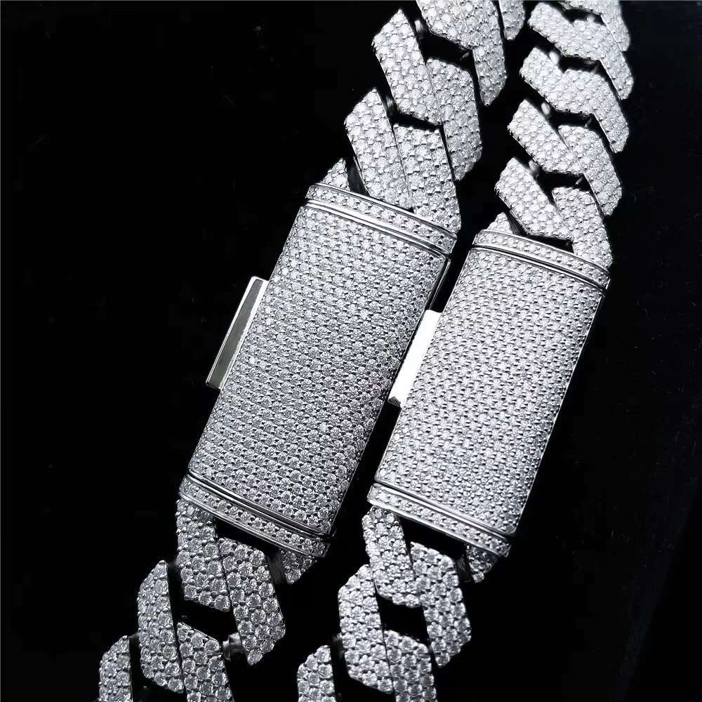 Fully Setting S925 VVS Moissanite Diamond 18mm Prong Iced Out Custom Cuban Link Chain Hip Hop Jewelry
