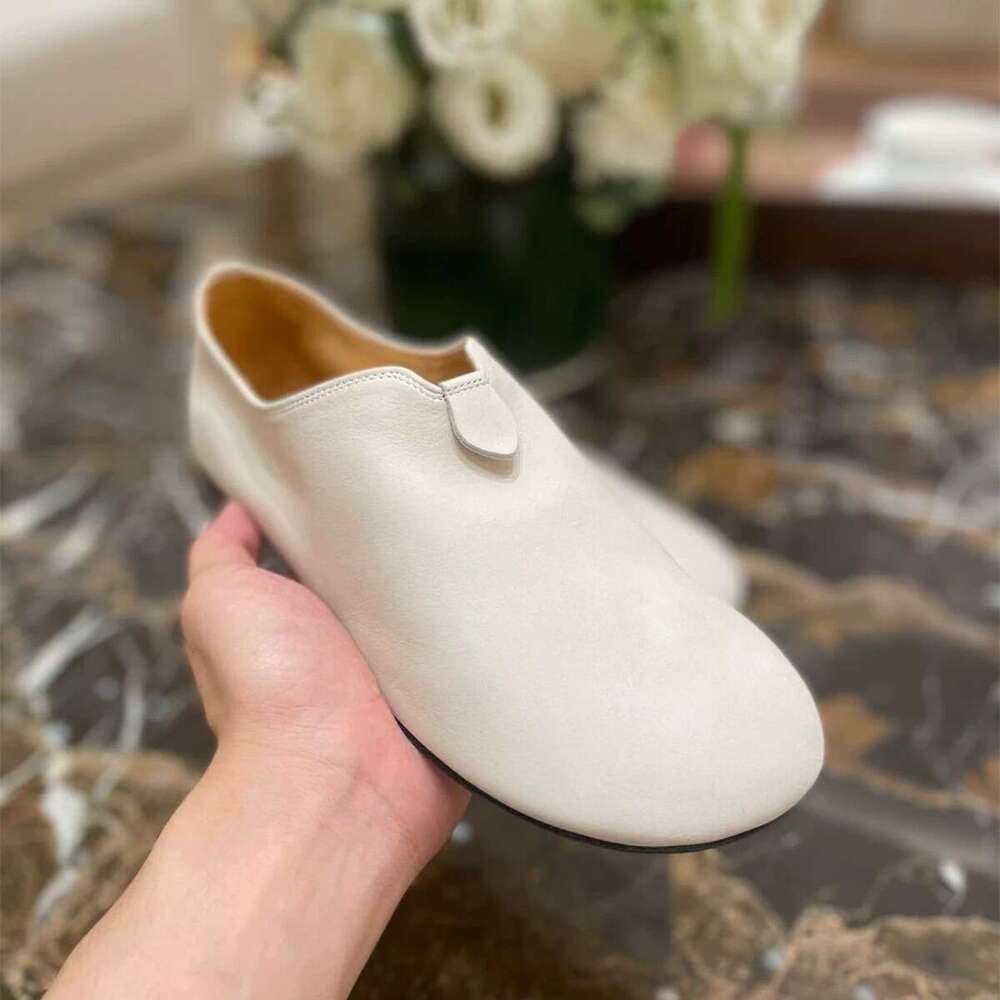 French Style Niche White Flat Soft Deep Mouth Casual Loafers for Women Spring Autumn Winter Fashion Round Toe Leather Single Shoes