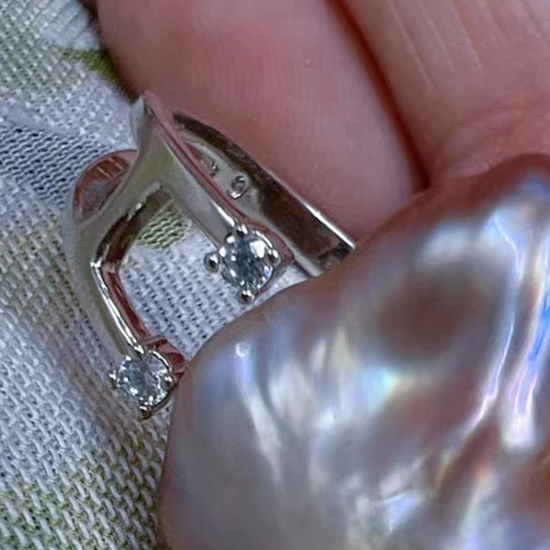 Elegant Baroque Style Freshwater Pearl Ring with Uniquely Irregular Shape Perfect for Party, Wedding Attire