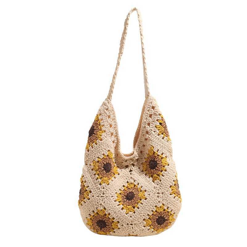 New Fashion Woven Bag High Beauty Color Contrasting Hollow Out Tote Bag Premium Resort Beach Womens Bag