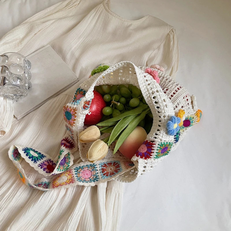 Large Capacity Boho Tote Bag Trendy Floral Crochet Handbag Vintage Multicolor Cut-out Knitted Handbag Fashionable Hollow out 250523