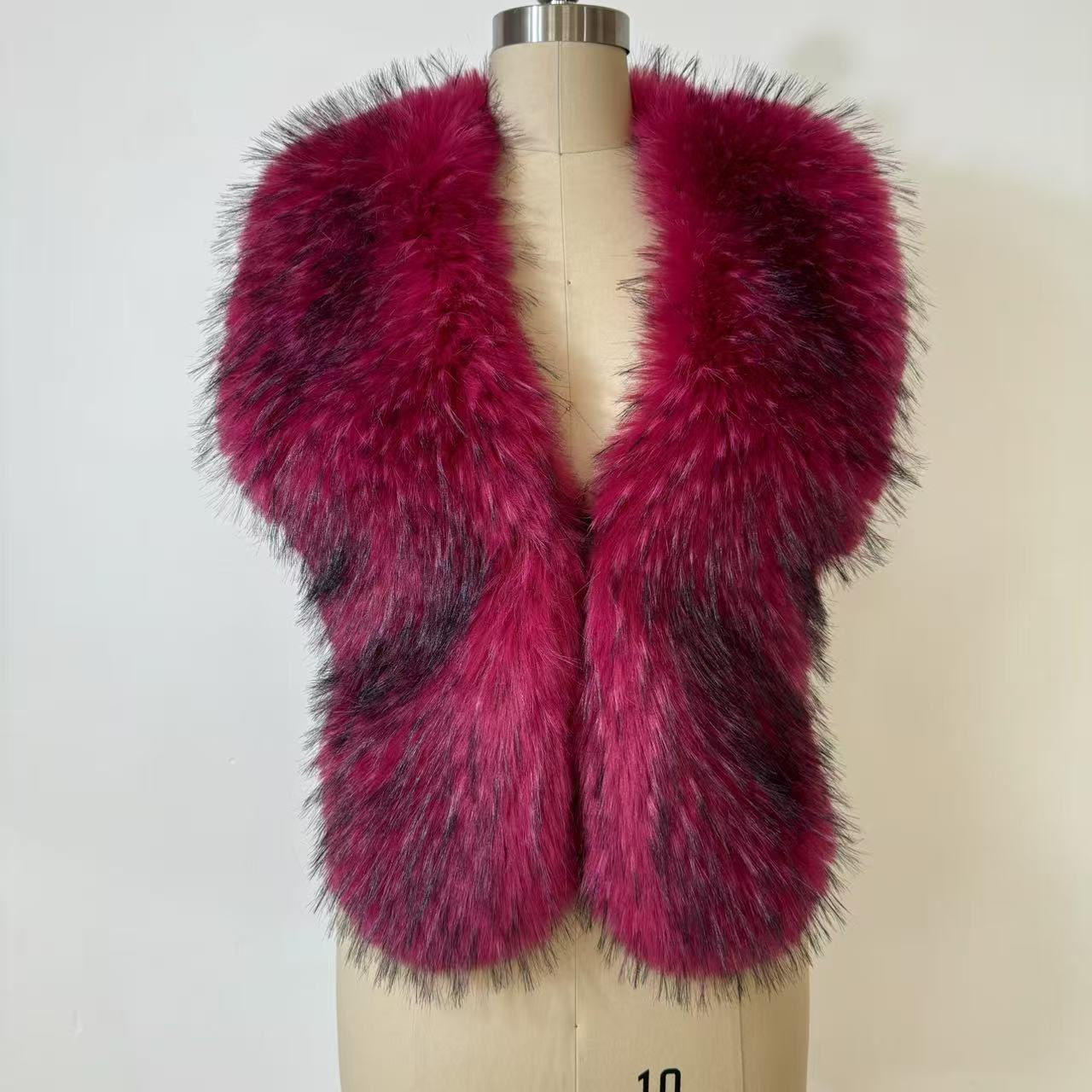 Streetwear New Faux Raccoon Fur Vest Women Fuax Fur Halter Top vest
