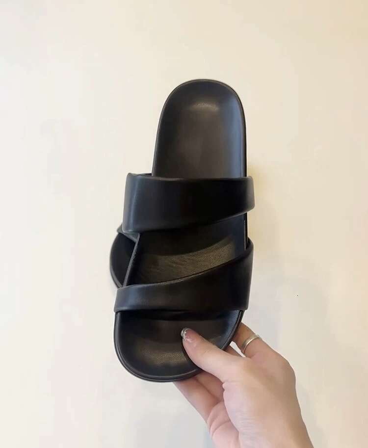 Sheepskin Version ~ Korean Style Round Toe Thick Sole One-Strap Sandals for Women Outdoor Wear 2025 Summer Open-Toe Beach Casual Slippers