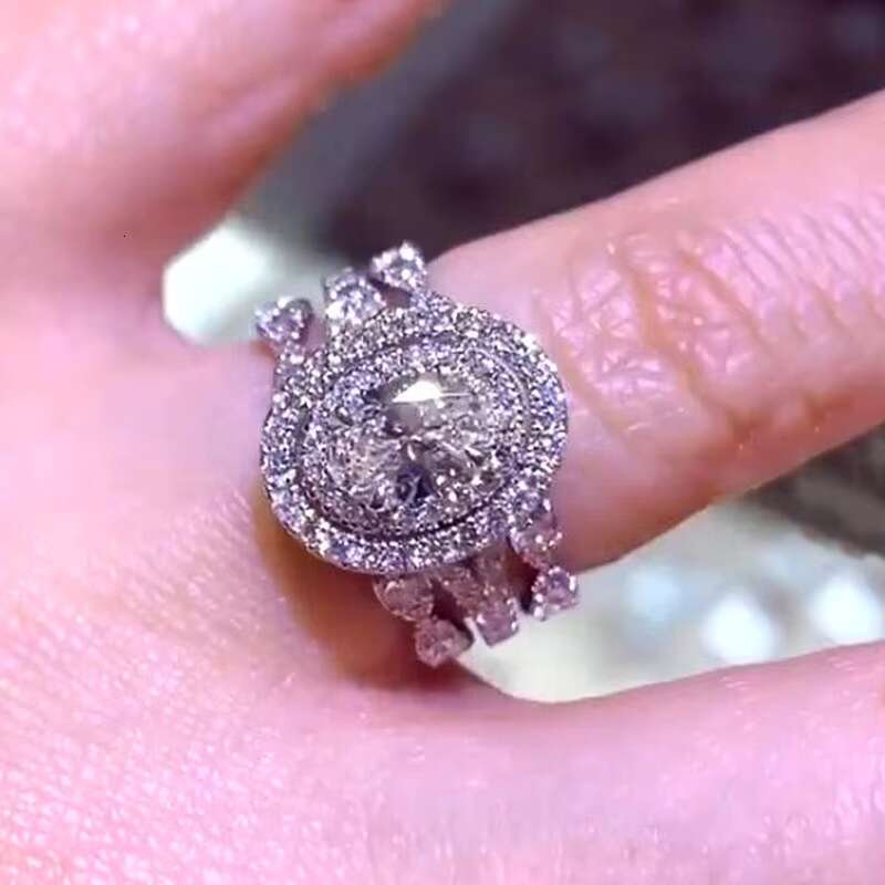 Women Wedding Engagement Rings Modern Design Stylish Accessories for Party Brilliant Luxury Jewelry