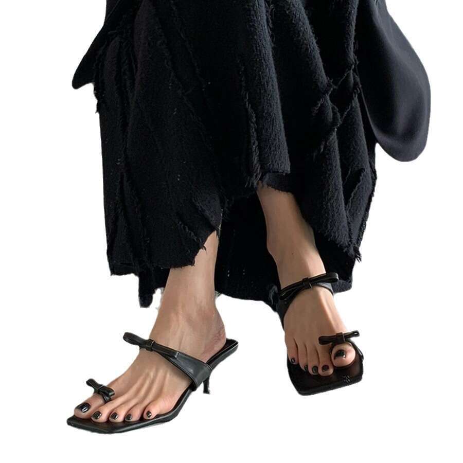 Korean Style 2024 Summer New Genuine Leather Square Strap Toe Ring Bowknot Stiletto Cat Heel Slippers Sandals for Women