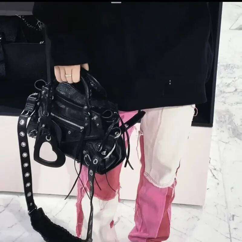 NicheVintage Women s Motorcycle New Style Cool Underarm Handbag Large Capacity Single Shoulder Slant Cross Bag bag