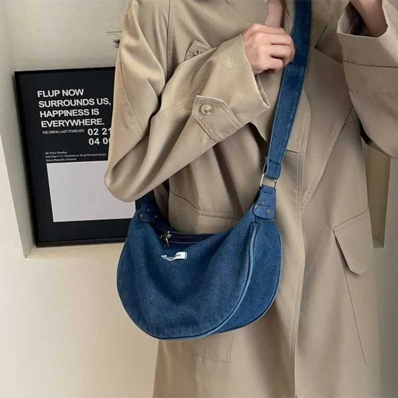 Women Denim Bag Large Capacity Strap Adjustable Crossbody Sling Bag Vintage Messenger Bags Casual Shopper Bags 2024 Shoulder Bag XJ250604