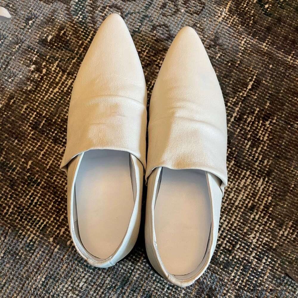 Korean Style Niche Genuine White Pointed Toe Deep Mouth Loafers for Women 2024 New Chunky Heel Small Leather Evening Single Shoes