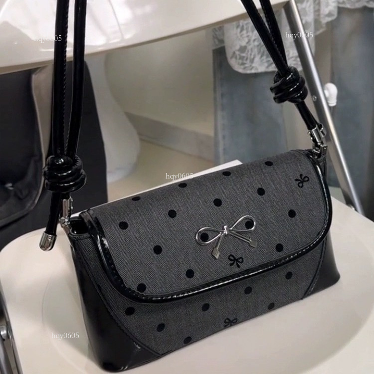 Top quality Brand High Quality New Style Free Delivery Designer Bag Korean Light Luxury Hard Shell Small Exquisite Fashion Trend Casual Versatile High