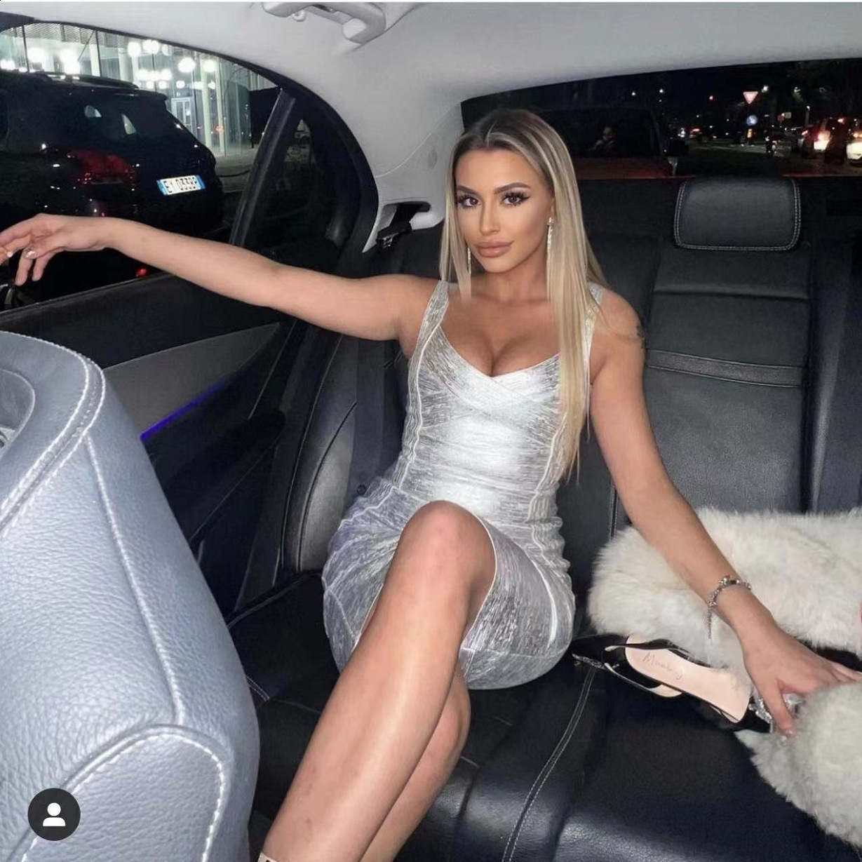 Sexy Low-Cut Bodycon Waist-Cinching Sleeveless Gold-Plated Bandage Dress Fashionable Party Outfit 210409