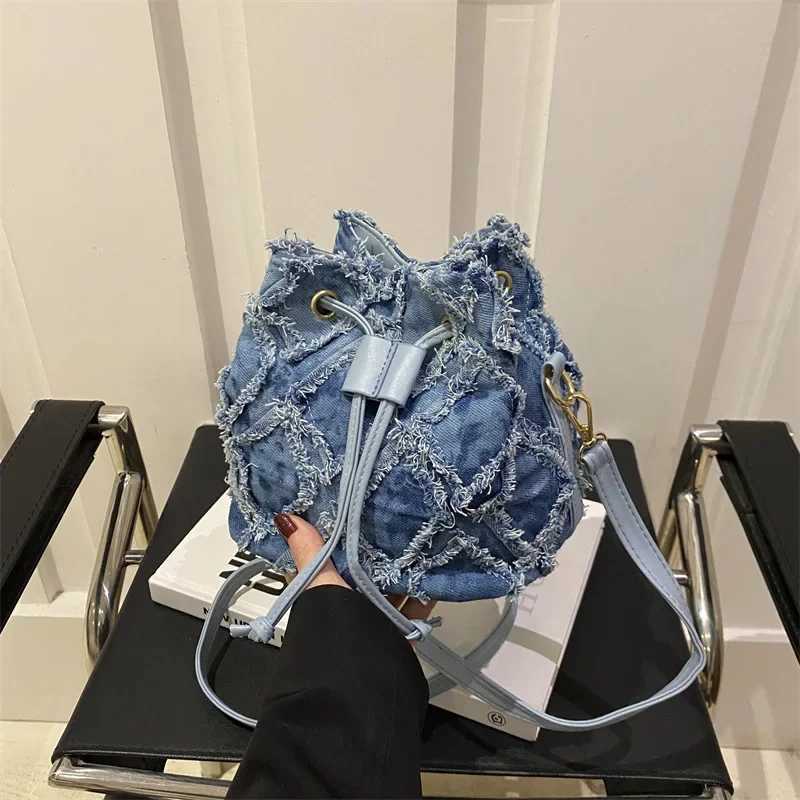 Fashionable Denim Bucket Bag Womens Large Capacity Versatile High Quality Korean Style Crossbody Bag Pure Color Trendy Design XJ2520528