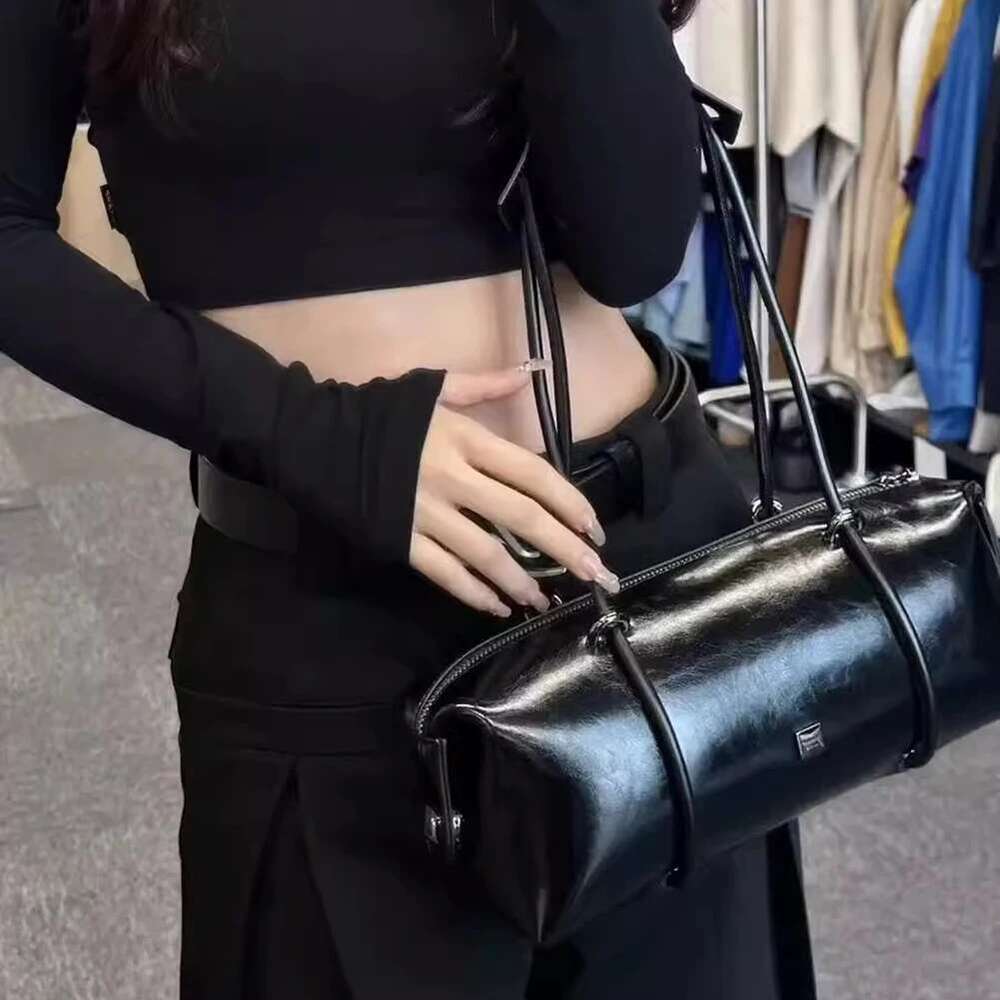 Women's Vintage Boston Handbag PU Leather Motorcycle Pillow Shoulder Large Capacity Chic Underarm High Quality Black Bag