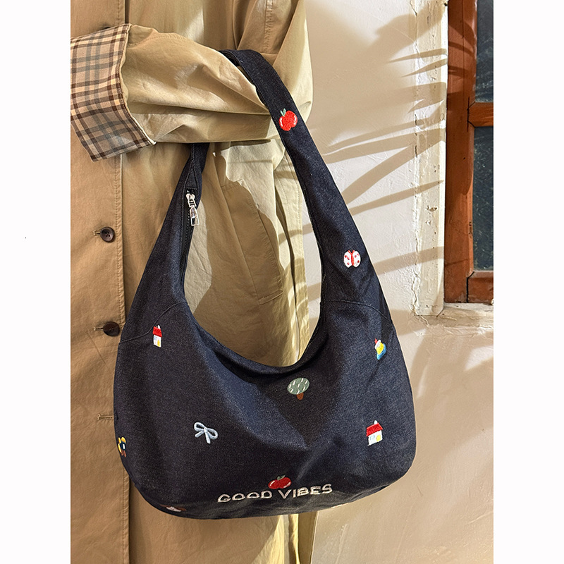 designer bag 2025 New Embroidered Denim Crossbody Casual Versatile Shoulder Bag Women's Large Capacity Office Commuter Tote Bag