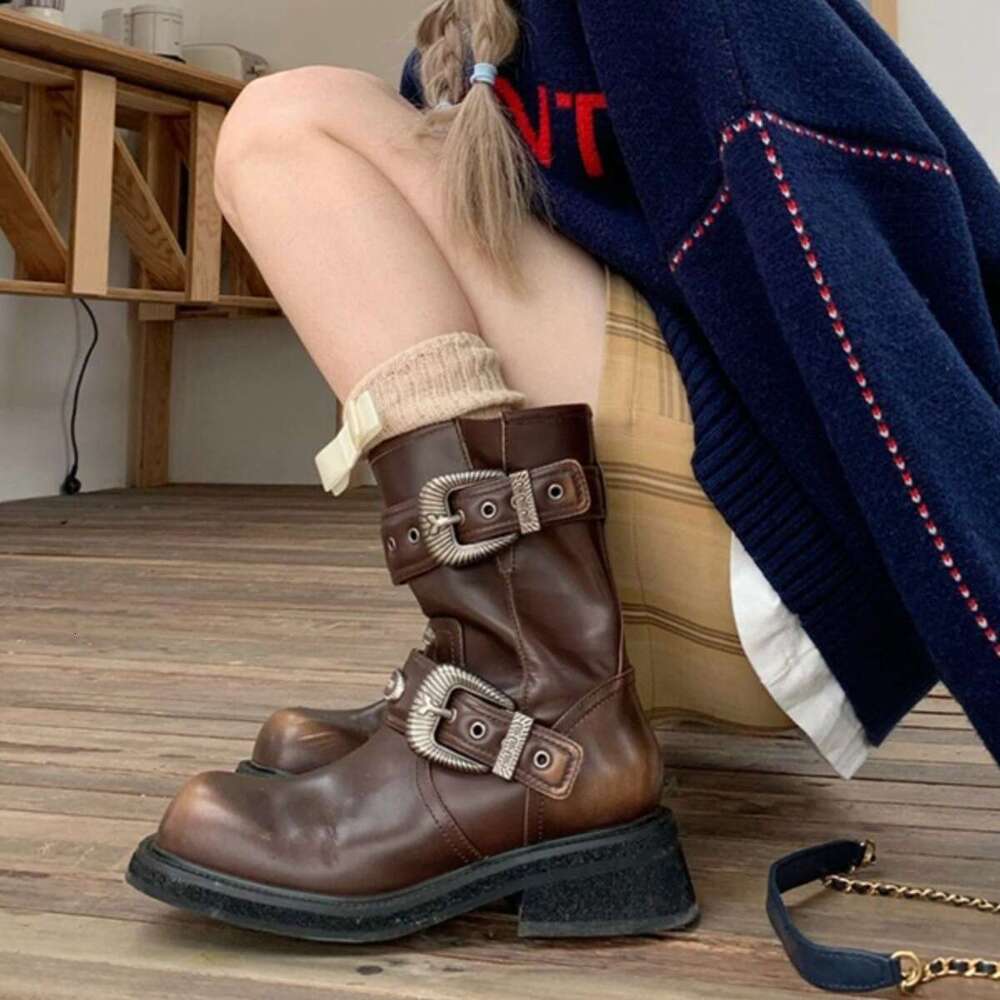 Milad Style Tube Riding Boots, Distressed Martin for Women, Autumn and Winter Thick Sole Chunky Heel Belt Buckle Short Boots