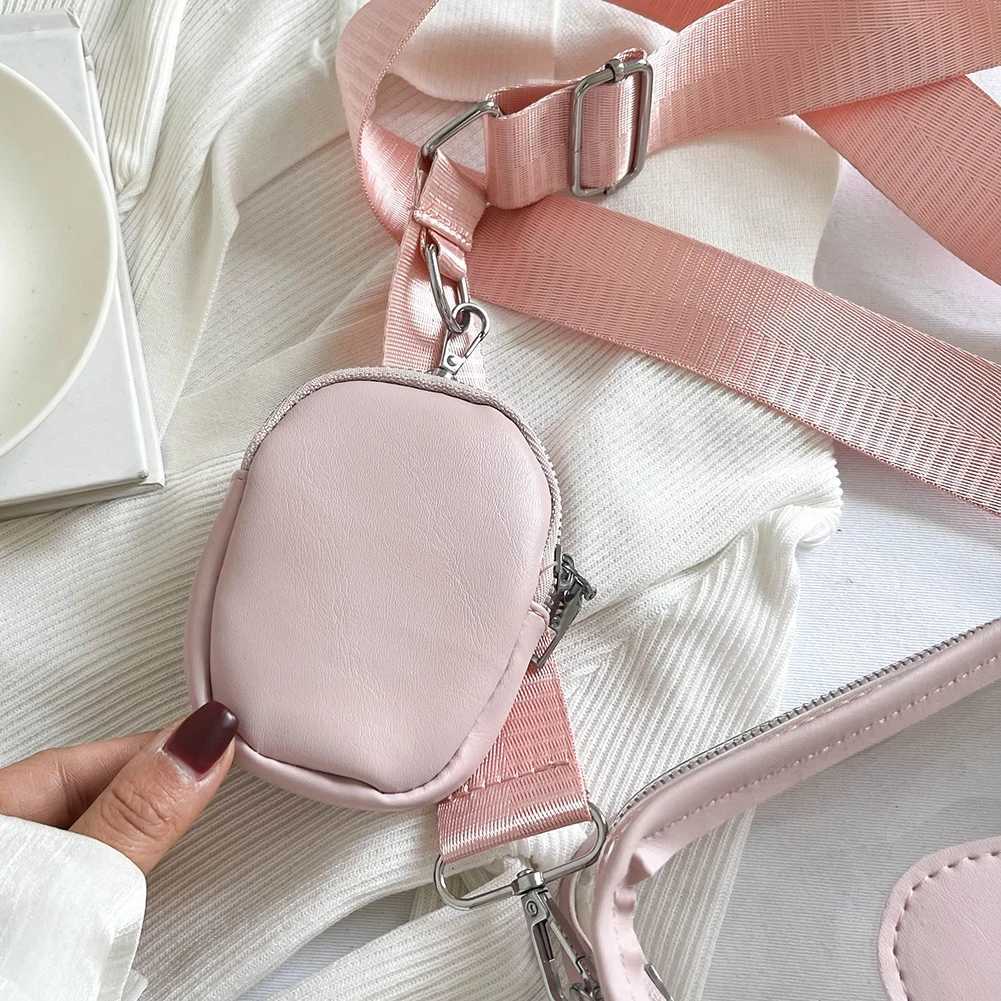 Transparent PVC Female Tote Bag Fashion Love Small Clear Phone Bag Casual Waterproof Adjustable Strap Simple for Adults and Teenagers XJ2520528
