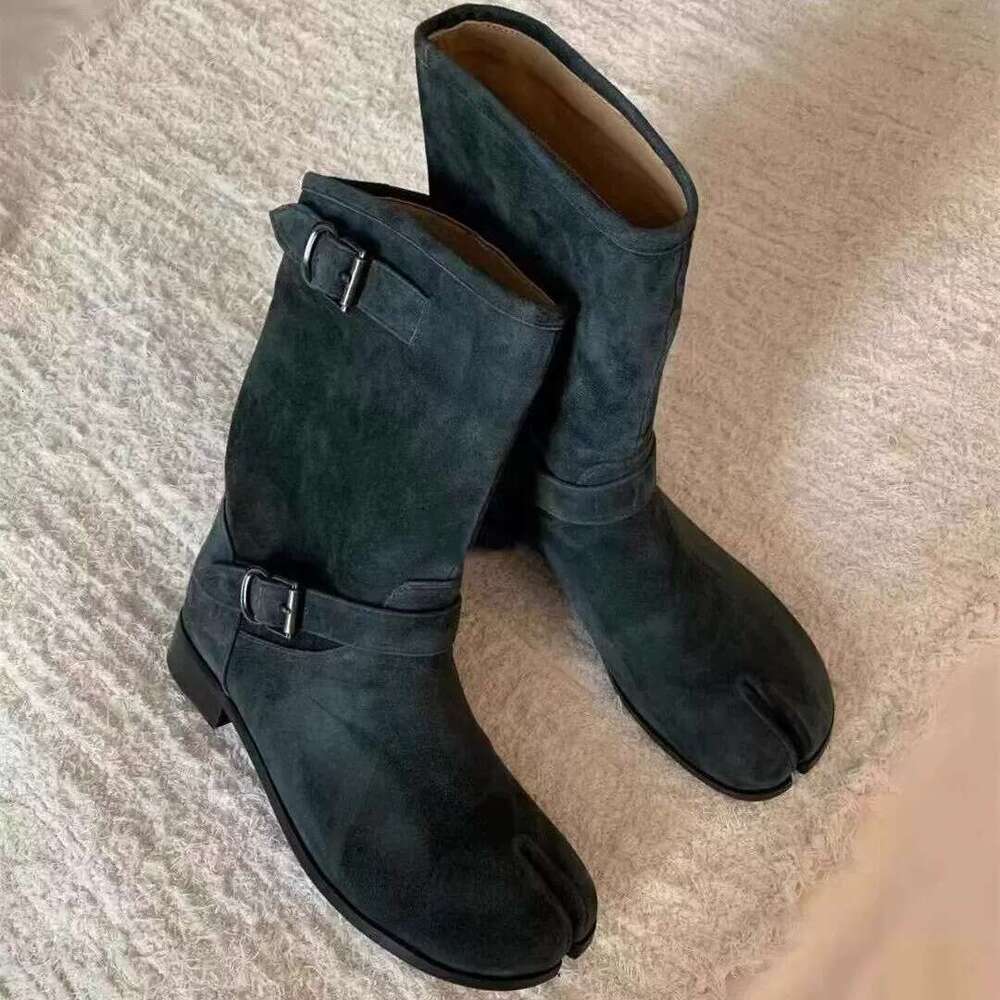 Pig Trotter Split Toe Martin for Women, Autumn and Winter New Style, Chunky Heel, Round Toe, Belt Buckle, Western Cowboy Boots, Short Boots