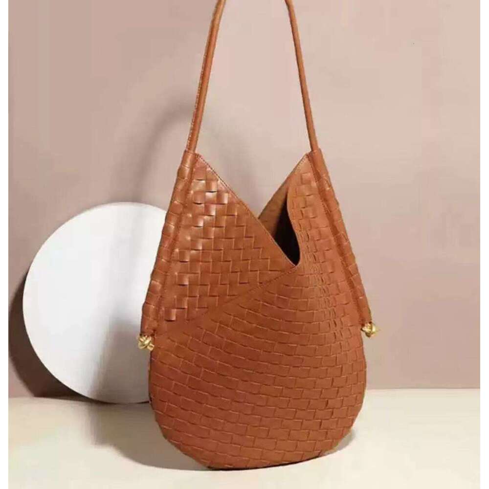 Tote Bag Niche Tote New Cowhide Woven Large And Small Underarm High End Casual Fashion Bucket Bag For Women Shoulder Bag Braided Handbag