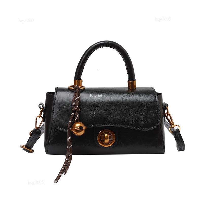 Top quality Brand High Quality New Style Free Delivery Designer Bag Vintage High-End Handbag for Women 2024 Autumn Winter Simple Small Square Versatil