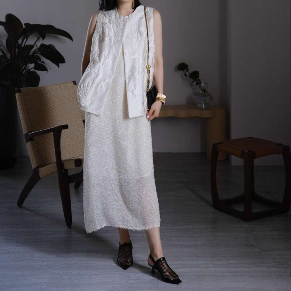 Niche Fishnet Breathable Pointed Toe Sandals for Women Summer New Mid Heel Stiletto Mules Slippers