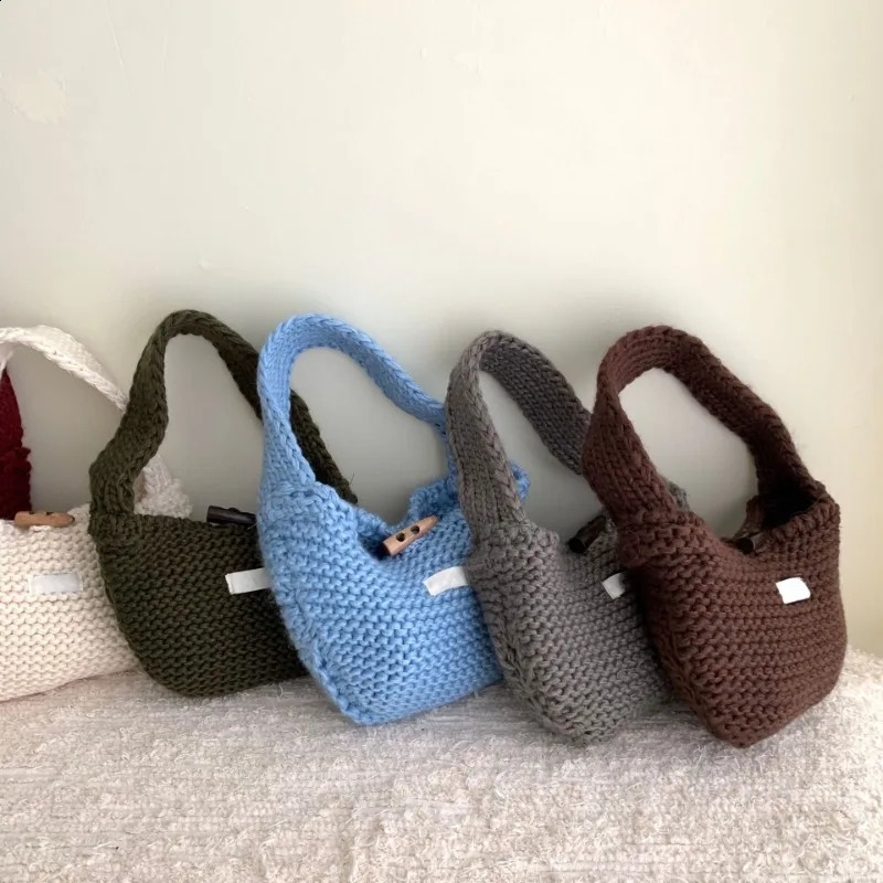 Summer Fashion Handwoven Handbag Knitted Crochet Beach Shoulder Bag Hollow Womens Knitted 250528