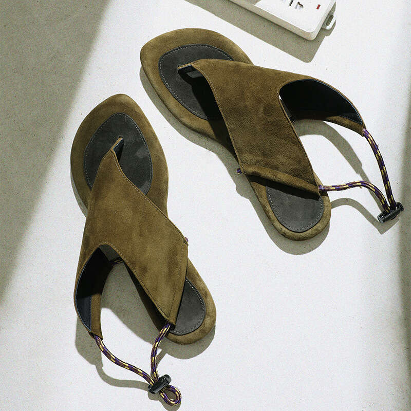 Genuine Leather French Niche Design Flat Toe Clip-On for Women Outdoor Wear 2025 Summer New Sandals