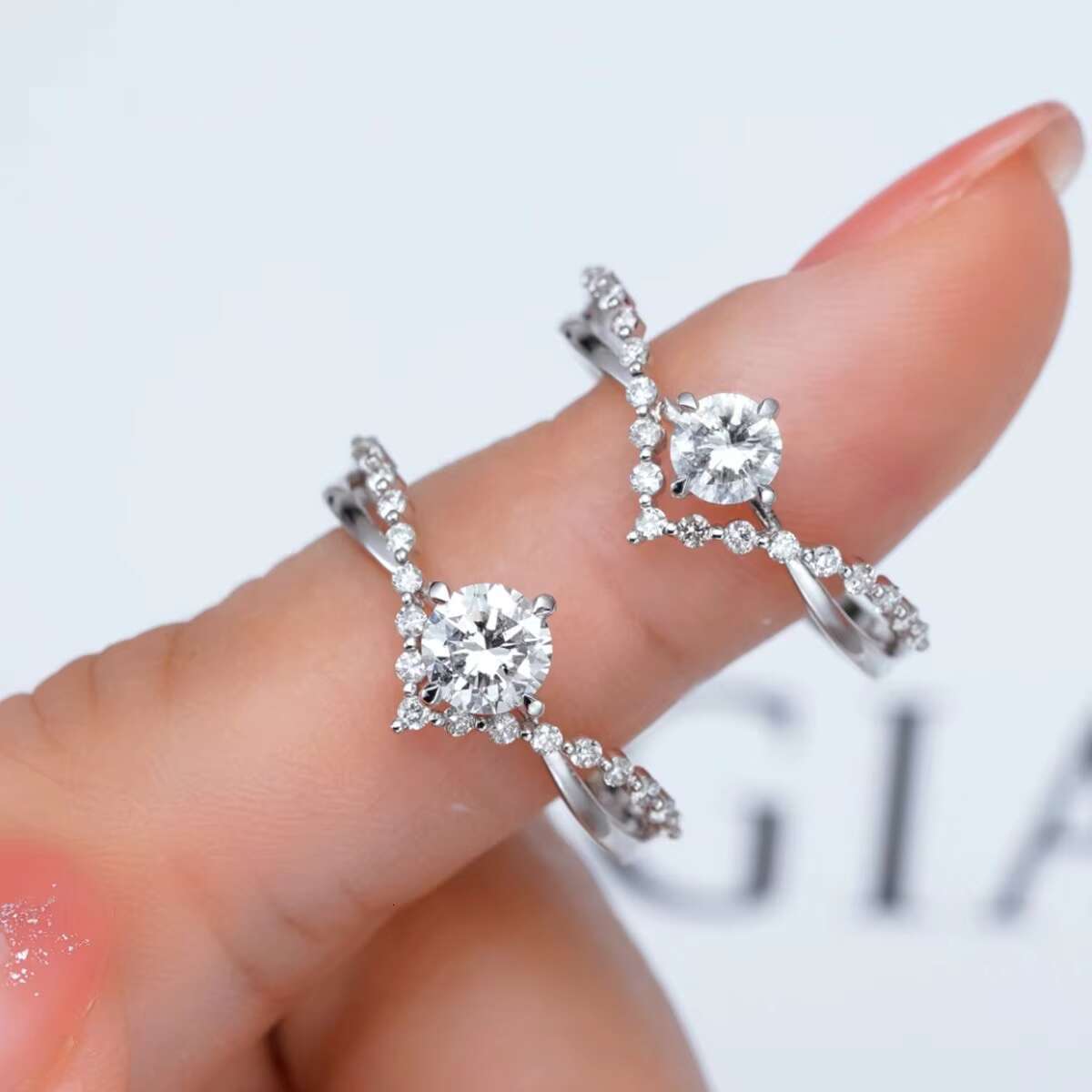 Classical Luxury 925 Sterling Silver White Diamond Finger Rings for Women Jewelry Wedding Engagement Gifts