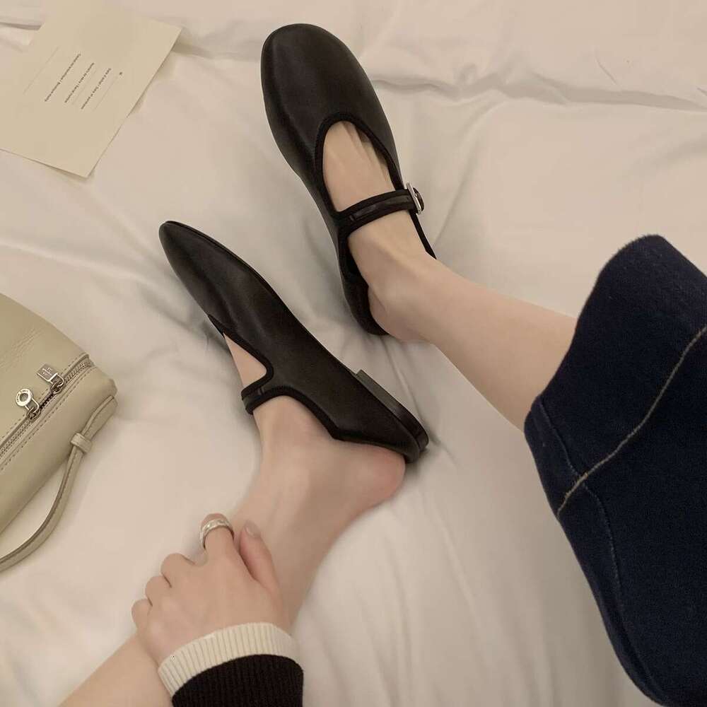 Grape Mom Round Toe Row Style One-Strap Genuine Leather Shallow Mouth Flat Ballet Mary Jane Single Shoes for Women